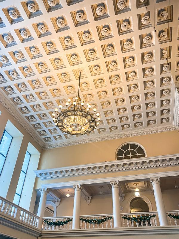 ceiling at the Vilnius airport