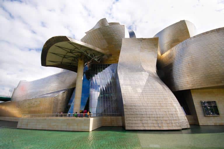 bilbao-museum-outside