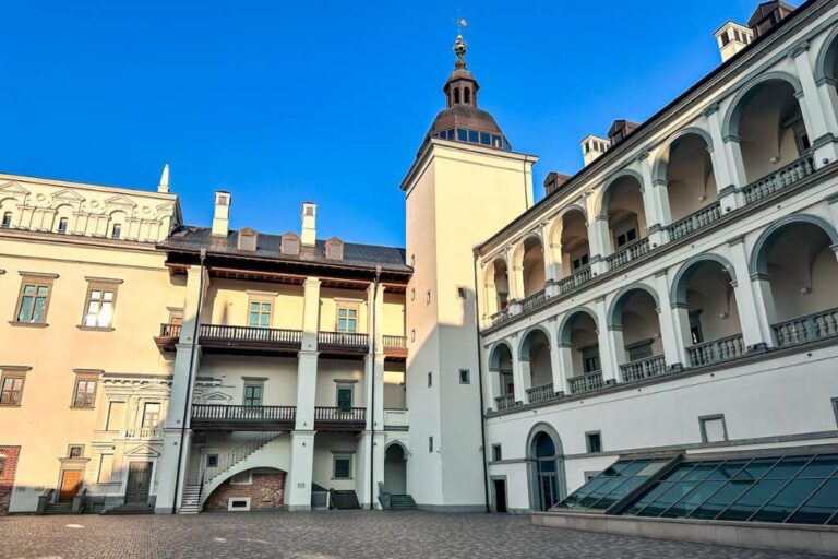 courtyard of the Palace of the Dukes of Lithuania in Vilinus