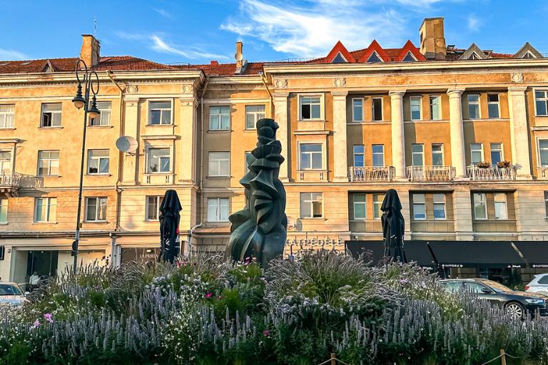 building with decorative columns in Vilnius