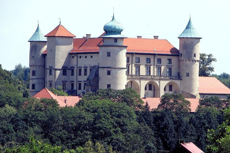 Nowy Wisnicz Castle