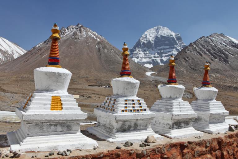 buddist temples in tibet