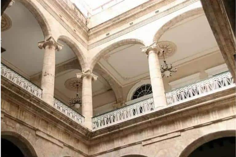 havana courtyard