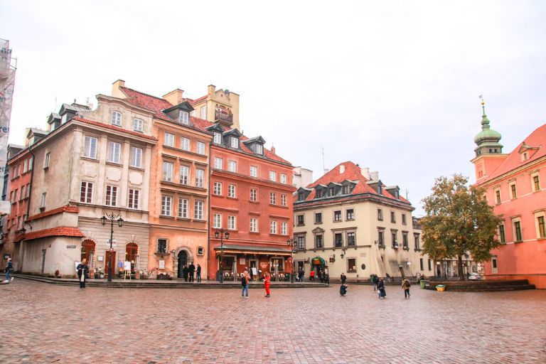 warsaw old town square