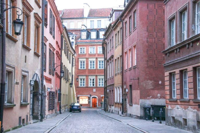 warsaw old town street