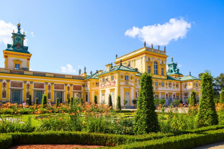 wilanow palace