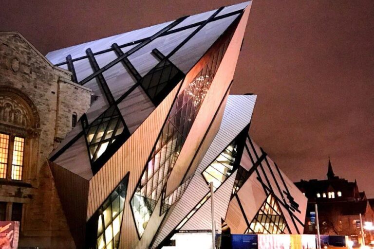 Royal Ontario Museum main entrance