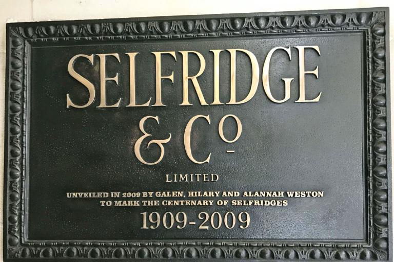 Selfridges sign