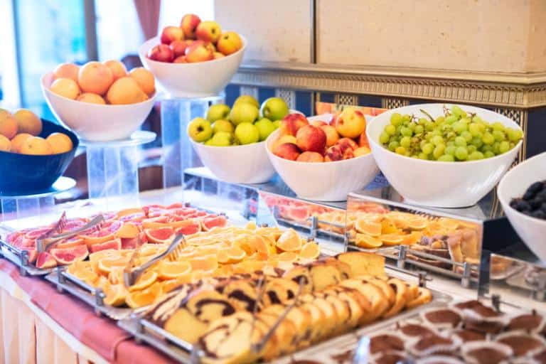 breakfast buffet